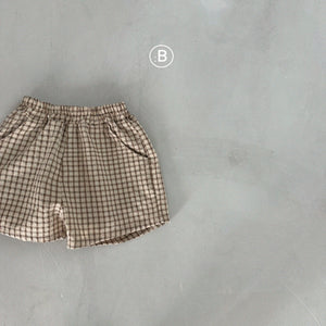 Open image in slideshow, Sinnet Check Shorts, 18-24 Months
